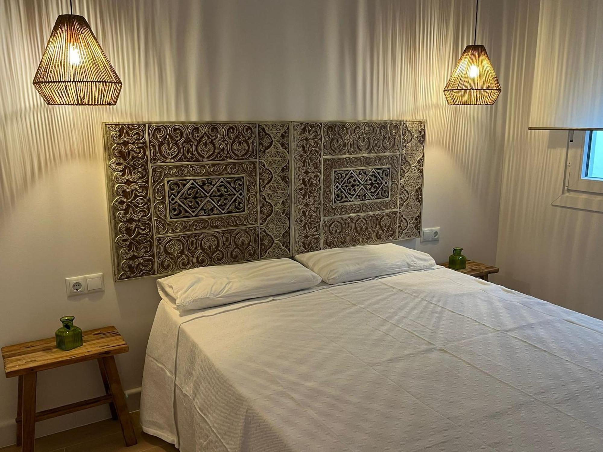 Apartamentos La Higuera 2 Rota Exteriör bild